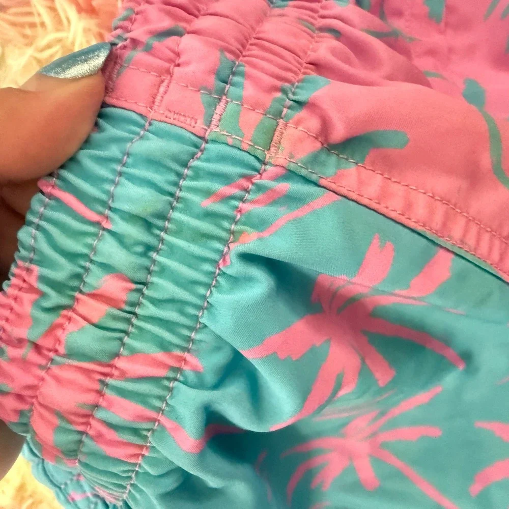 Chubbies Swim Trunks Mens Medium Pink Blue Palm Tree 7in Inseam Mesh Liner
